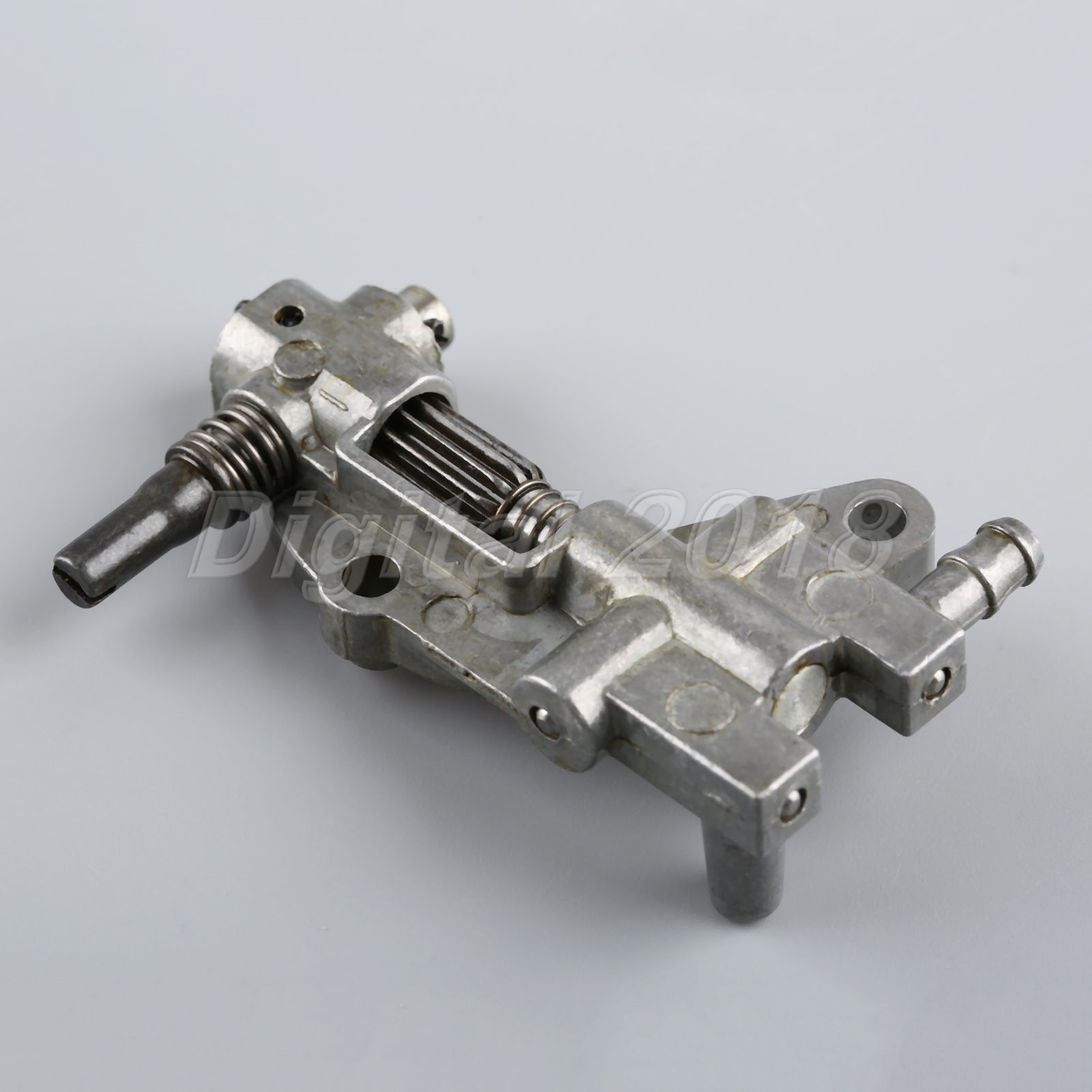 Chinese Chainsaw Replacement Metal Oil Pump For 4500 5200 5800 45CC 52CC 58CC 710382706536 eBay